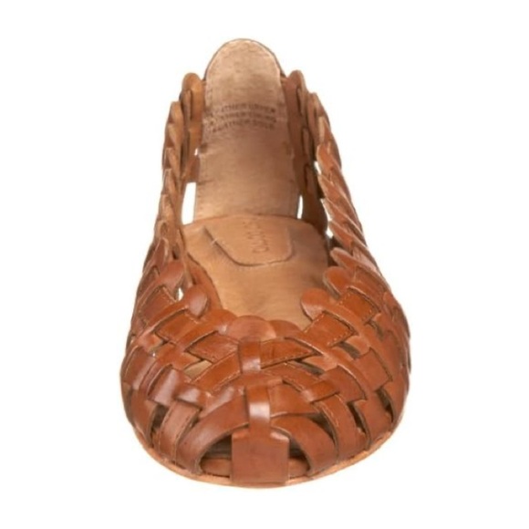 Corso Como Women's Brown Leather Woven Round Toe Flats. Size 6. - Picture 2 of 9
